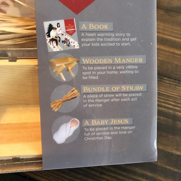 New in Box Christmas Manger Family Tradition Holiday Activity Baby Jesus - Picture 3 of 4